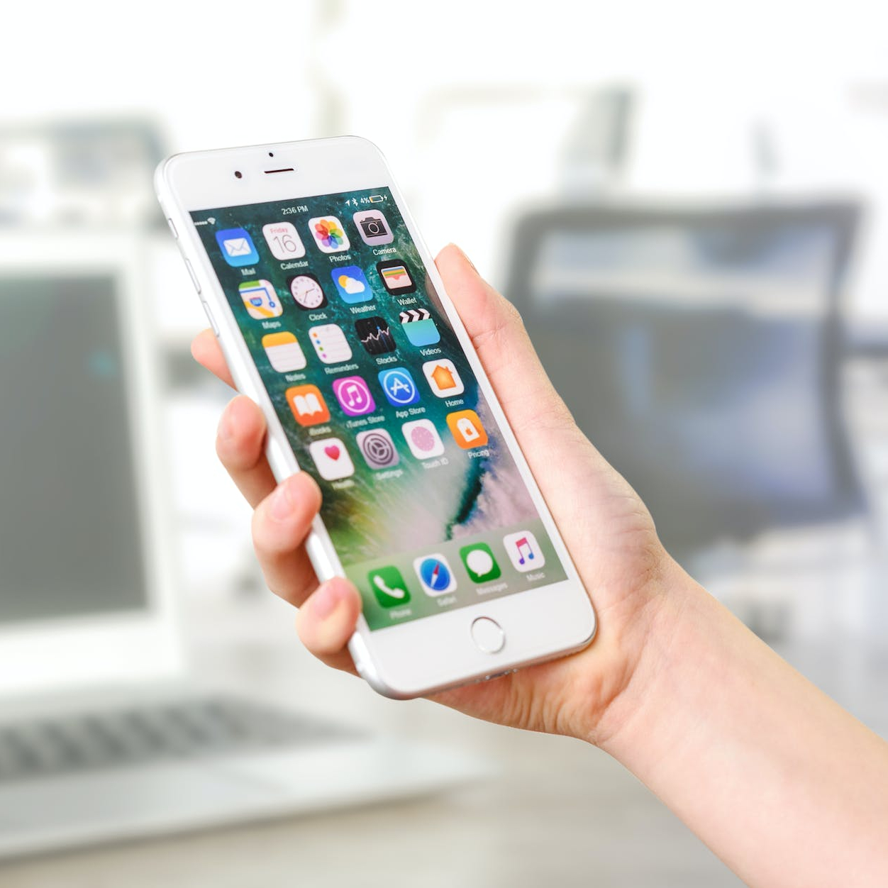 Dating Profiles for Polyamorous Individuals