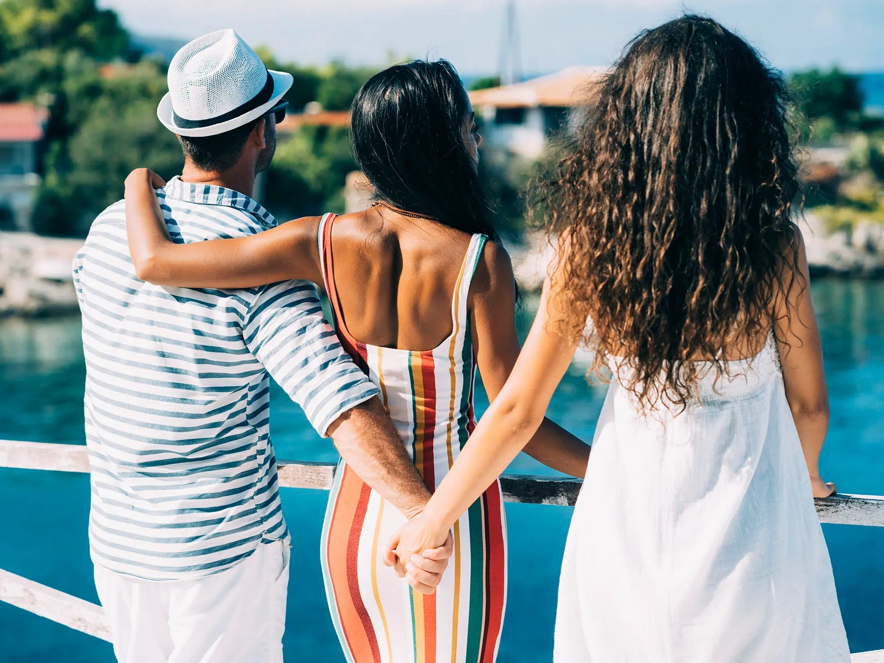 Long-Term Relationships Between Married & Unmarried Individuals